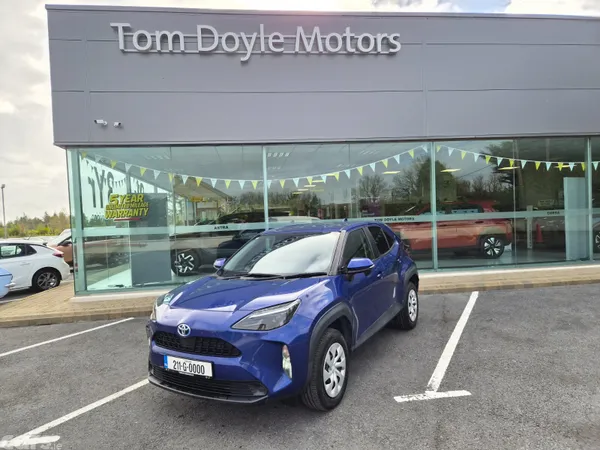 Toyota Yaris Cross SUV, Petrol Hybrid, 2022, Blue