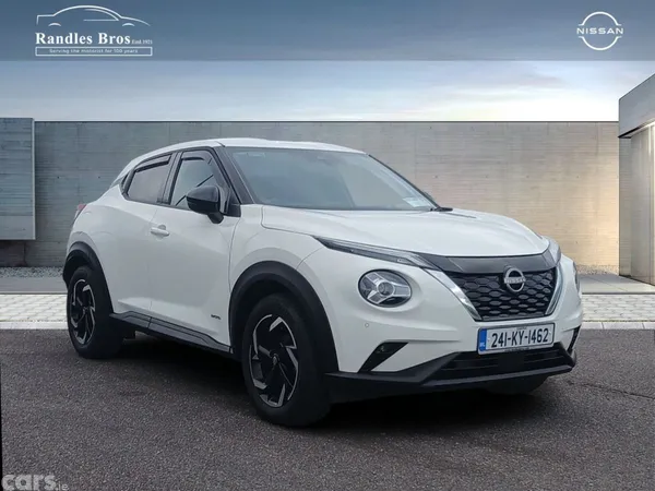 Nissan Juke SUV, Petrol Hybrid, 2024, White