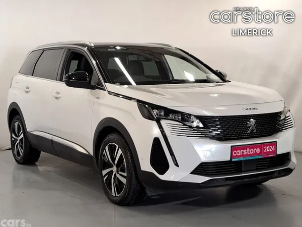 Peugeot 5008 MPV, Petrol Hybrid, 2024, White