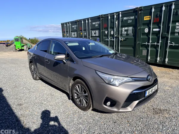 Toyota Avensis Saloon, Diesel, 2016, Bronze
