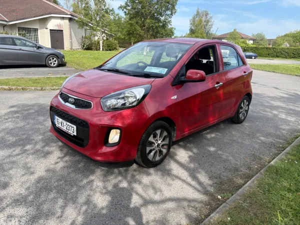 Kia Picanto Hatchback, Petrol, 2016, Red
