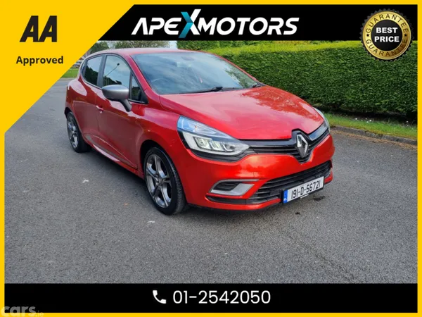 Renault Clio Hatchback, Petrol, 2019, Red