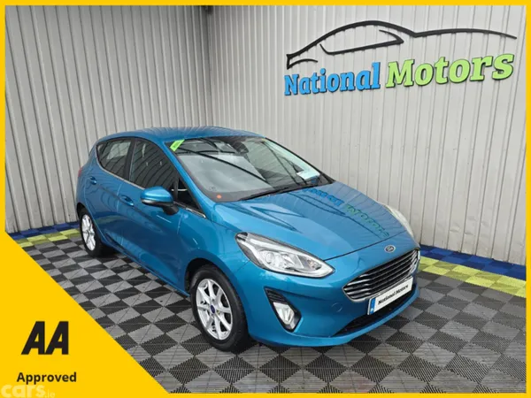 Ford Fiesta Hatchback, Petrol, 2018, Blue