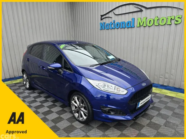 Ford Fiesta Hatchback, Petrol, 2017, Blue