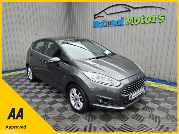 Ford Fiesta Hatchback, Petrol, 2016, Grey