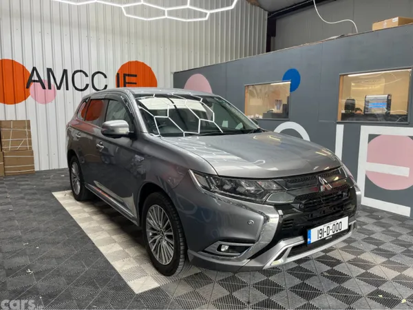 Mitsubishi Outlander SUV, Petrol Plug-in Hybrid, 2019, Grey