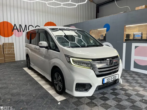 Honda Stepwagon MPV, Petrol Hybrid, 2020, White