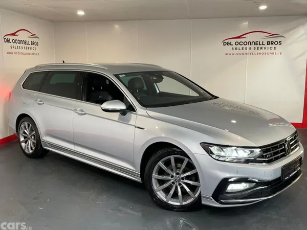Volkswagen Passat Estate, Diesel, 2023, Silver