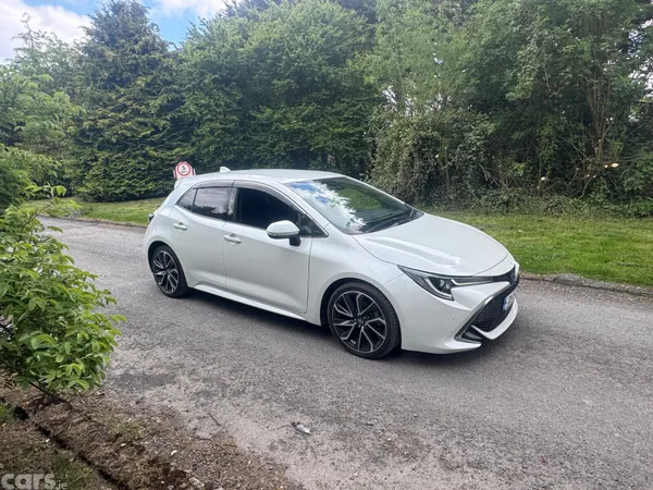 Toyota Corolla Hatchback, Petrol Hybrid, 2021, White