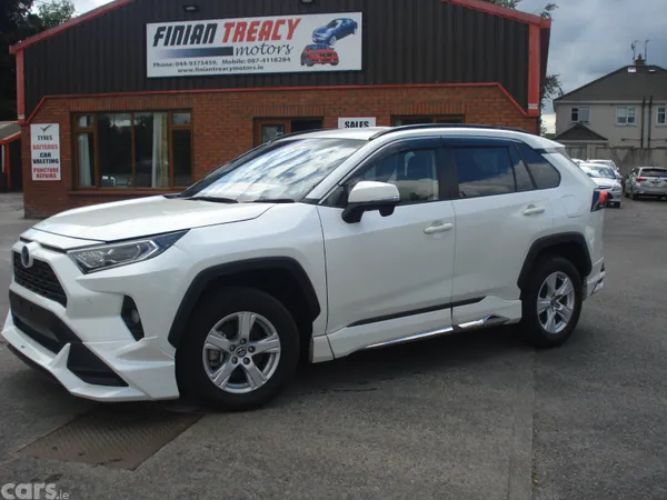 Toyota RAV4 Hatchback, Petrol Hybrid, 2021, Red