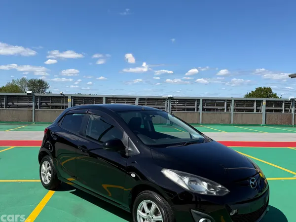 Mazda Demio Hatchback, Petrol, 2012, Black