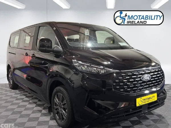 Ford Tourneo Custom MPV, Petrol Plug-in Hybrid, 2026, Black