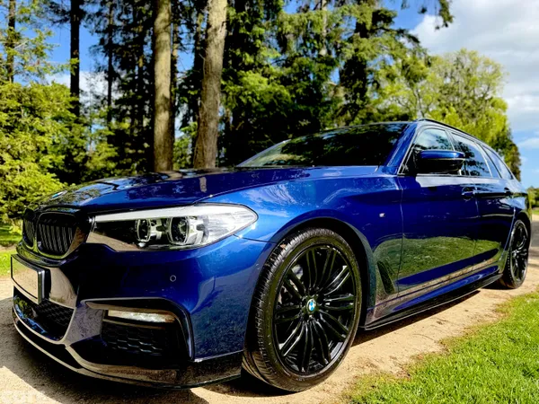 BMW 5-Series Estate, Diesel, 2019, Blue
