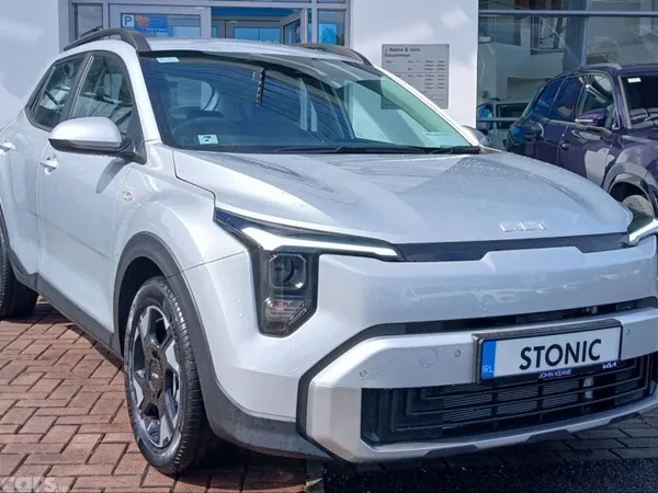 Kia Stonic SUV, Petrol, 2026, Silver