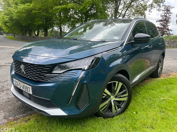 Peugeot 3008 MPV, Diesel, 2022, Blue