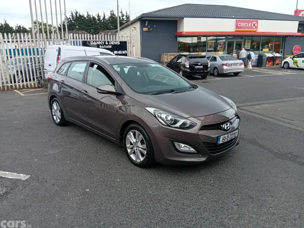 Hyundai i30 Estate, Diesel, 2015, Brown