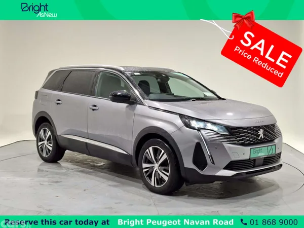 Peugeot 5008 MPV, Petrol, 2023, Grey