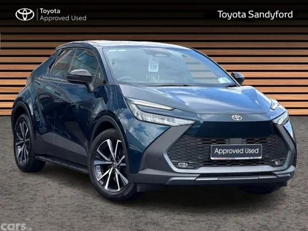 Toyota C-HR SUV, Petrol Hybrid, 2024, Blue