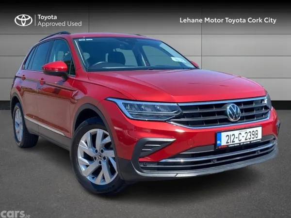 Volkswagen Tiguan Estate, Diesel, 2021, Red