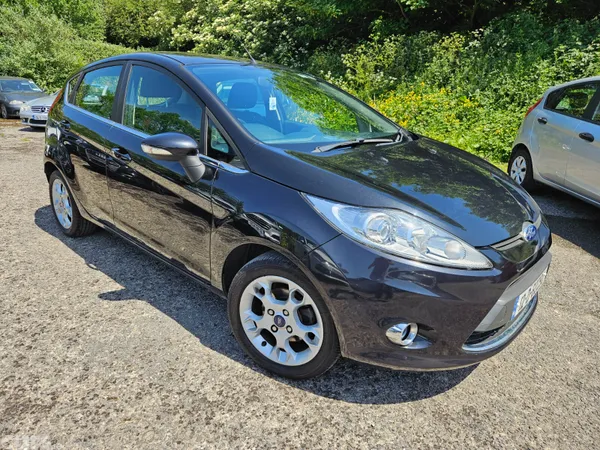 Ford Fiesta Hatchback, Petrol, 2012, Black