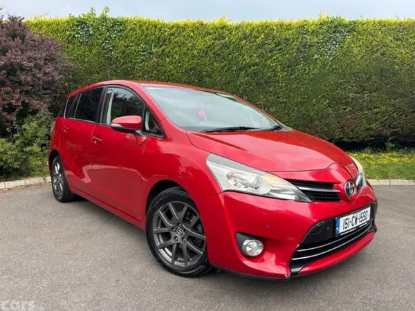 Toyota Verso MPV, Diesel, 2015, Red