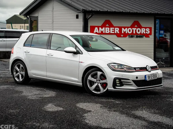 Volkswagen Golf Hatchback, Petrol, 2019, White