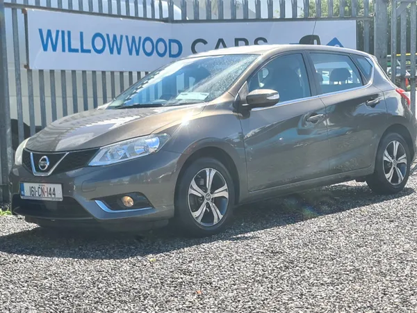 Nissan Pulsar Hatchback, Diesel, 2016, Brown