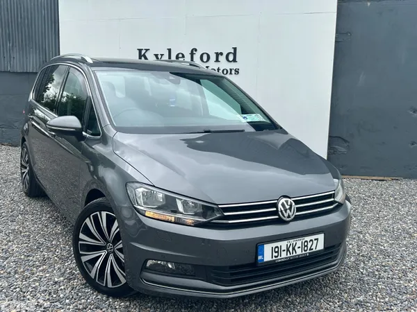 Volkswagen Touran MPV, Diesel, 2019, Grey