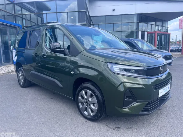 Opel Combo MPV, Diesel, 2026, Green