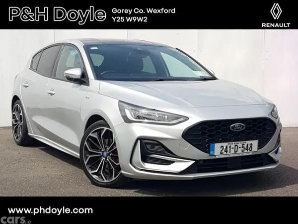 Ford Focus Hatchback, Diesel, 2024, Grey