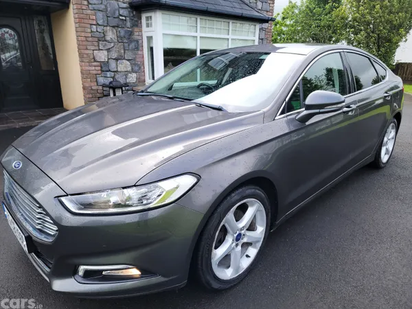 Ford Mondeo Hatchback, Diesel, 2017, Grey