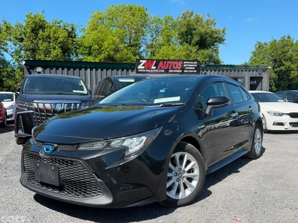 Toyota Corolla Hatchback, Petrol Hybrid, 2020, Black