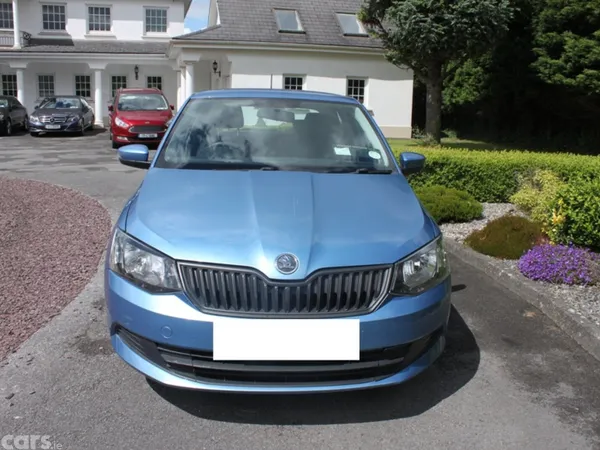 Skoda Fabia Hatchback, Petrol, 2017, Blue
