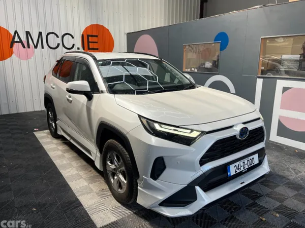Toyota RAV4 SUV, Petrol Hybrid, 2024, White