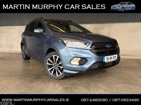 Ford Kuga Hatchback, Diesel, 2019, Blue