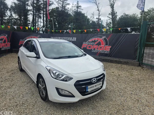 Hyundai i30 Hatchback, Diesel, 2016, White
