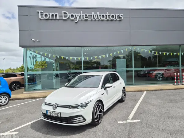 Volkswagen Golf Hatchback, Petrol Hybrid, 2022, White