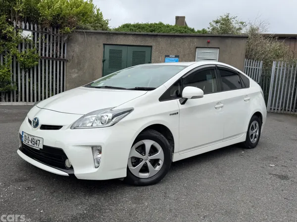 Toyota Prius Hatchback, Petrol, 2013, White