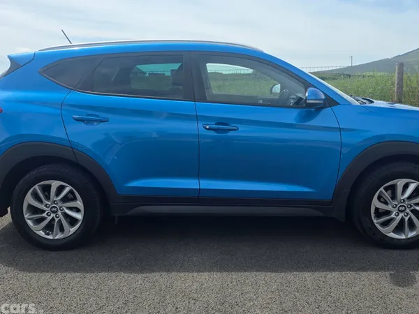 Hyundai Tucson SUV, Diesel, 2017, Blue