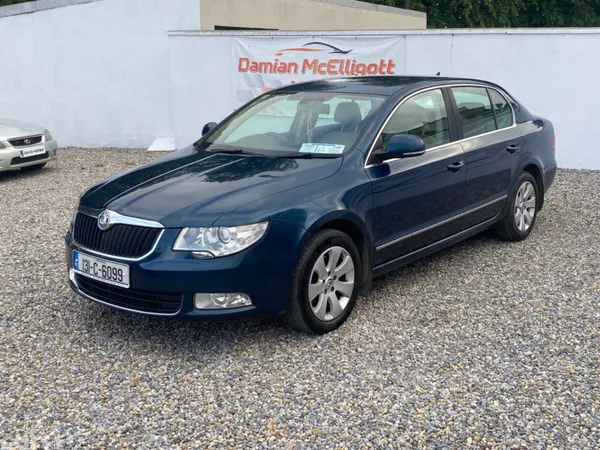 Skoda Superb Saloon, Diesel, 2013, Blue