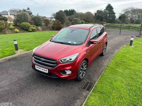 Ford Kuga SUV, Diesel, 2019, Red
