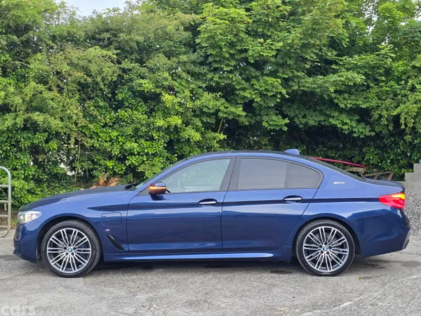 BMW 5-Series Saloon, Petrol Plug-in Hybrid, 2017, Blue