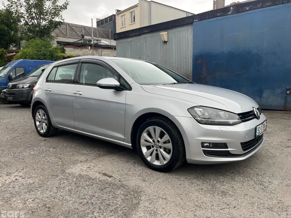 Volkswagen Golf Hatchback, Petrol, 2015, Silver