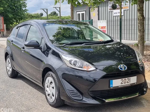 Toyota Aqua Hatchback, Petrol Hybrid, 2021, Black