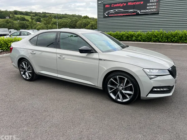 Skoda Superb Hatchback, Petrol Plug-in Hybrid, 2020, Grey