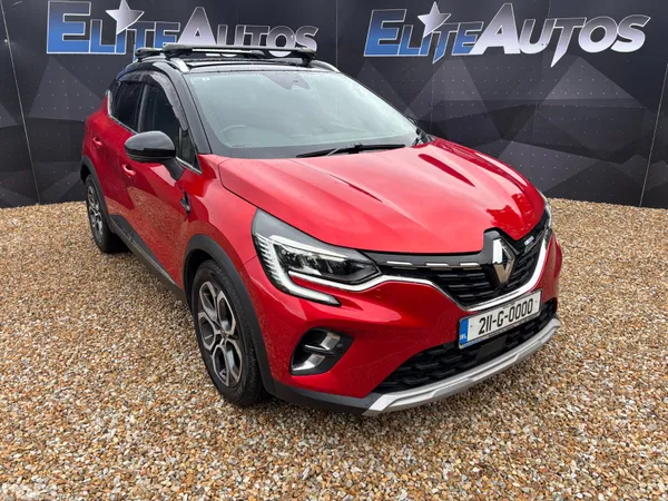 Renault Captur Hatchback, Petrol, 2021, Red