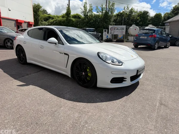 Porsche Panamera Hatchback, Petrol Plug-in Hybrid, 2015, White