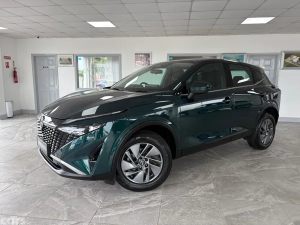 Nissan Qashqai SUV, Petrol Hybrid, 2024, Green