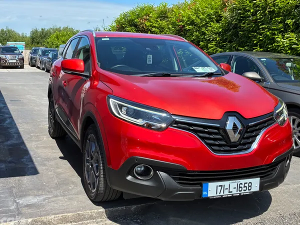 Renault Kadjar SUV, Diesel, 2017, Red