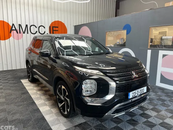 Mitsubishi Outlander SUV, Petrol Plug-in Hybrid, 2022, Black